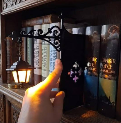 Mini Bookshelf Ghost Lamp